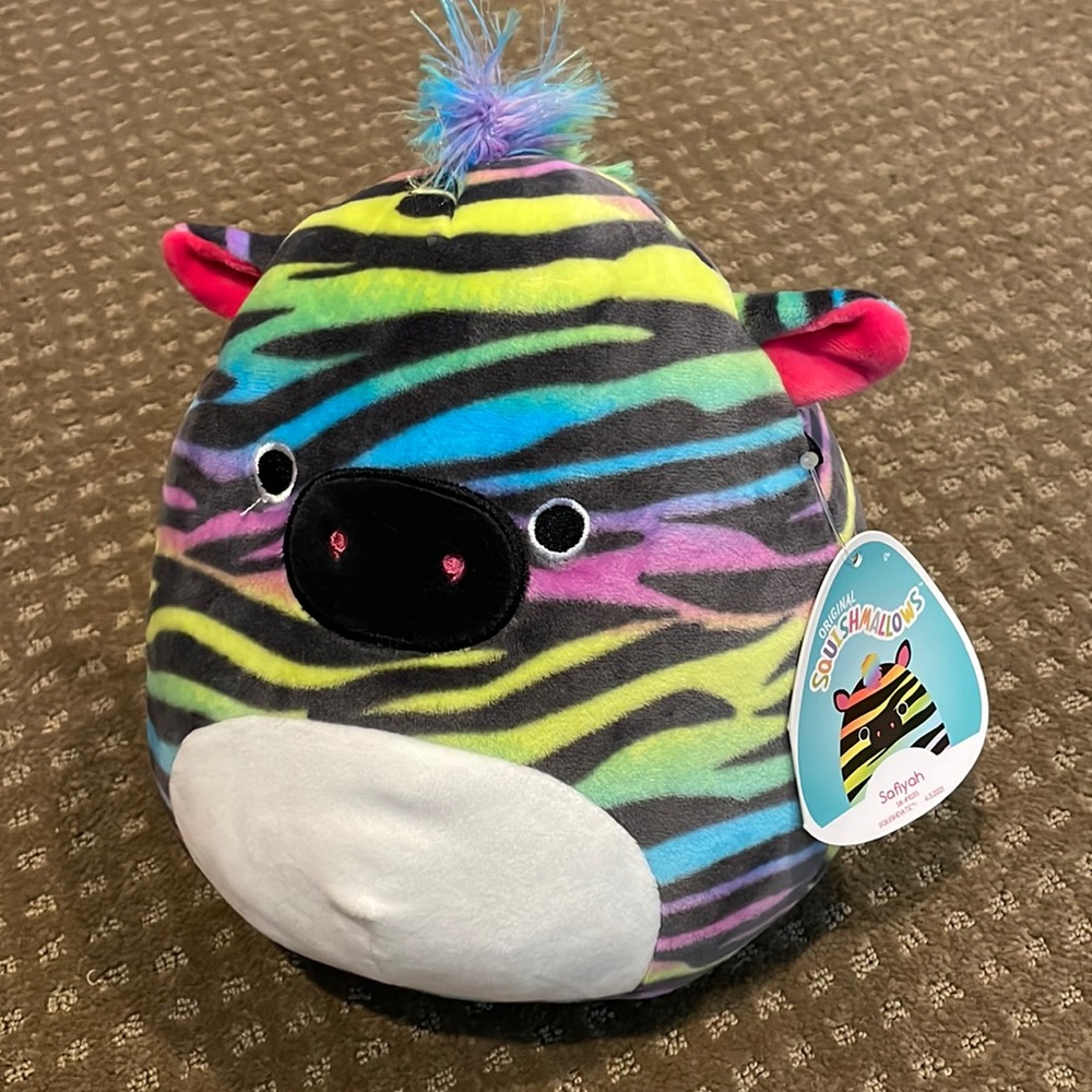 Safiyah 8” Squishmallow